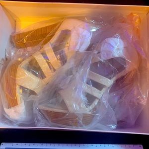 7.5 “you got this” style brand new 5” heels